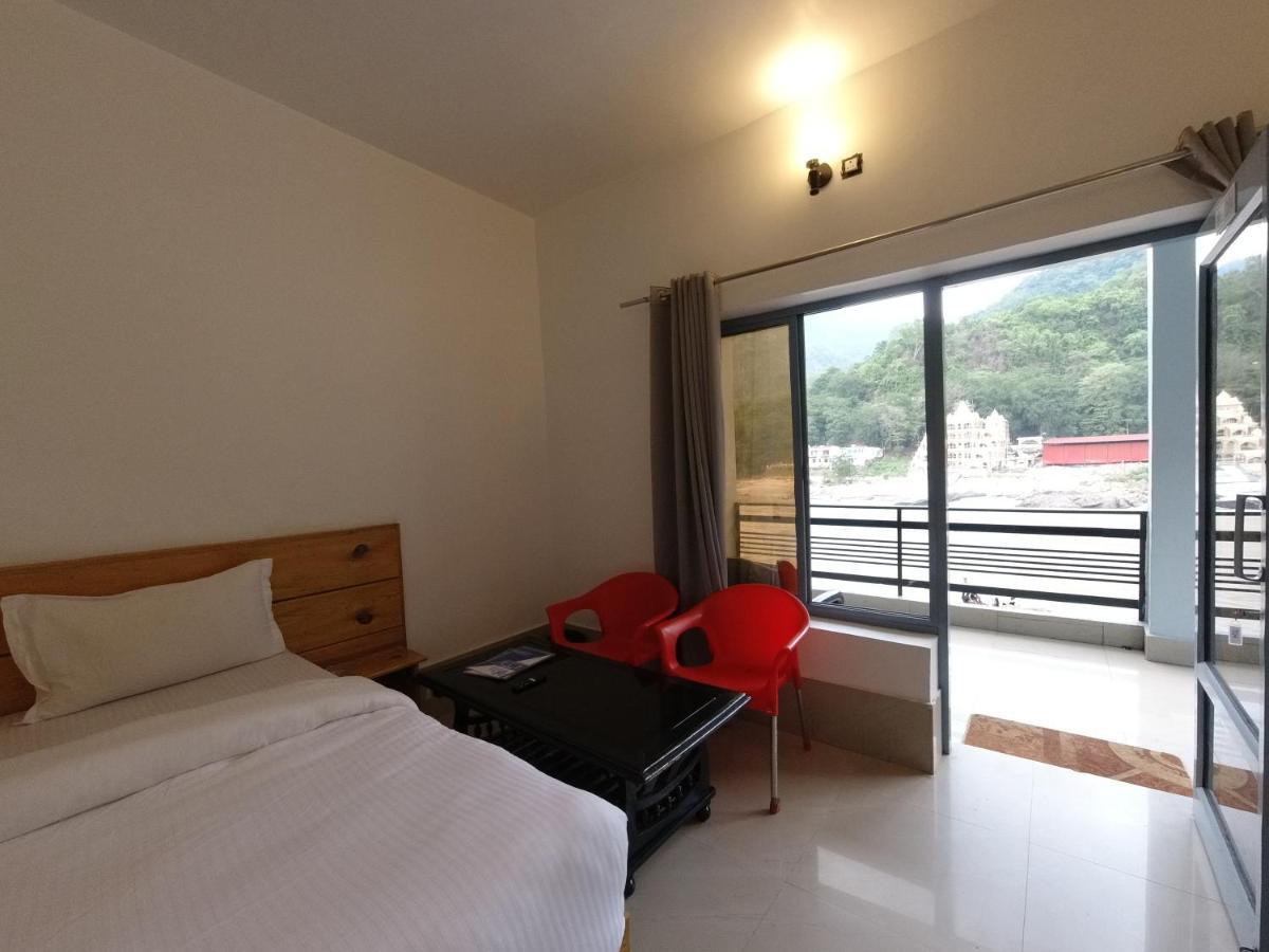 H7 Stay On The Ganges, Yoga & Spa Resort, Rishīkesh Exteriör bild